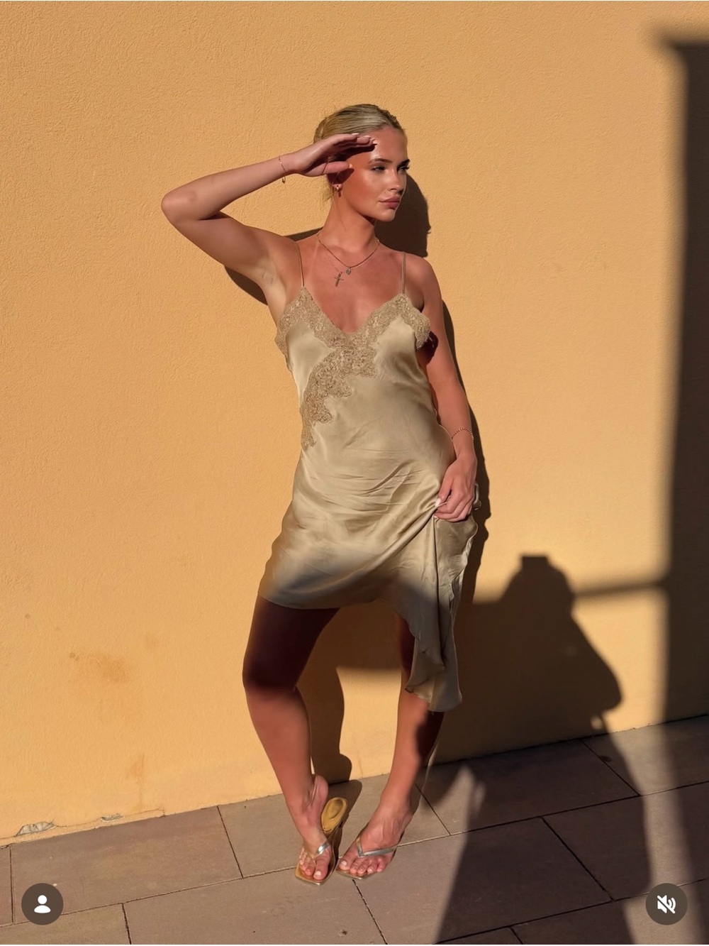 ZARA BNWT ASYMMETRIC SATIN DRESS. LIGHT BEIGE 6895/053/721 - Picture 4 of 12